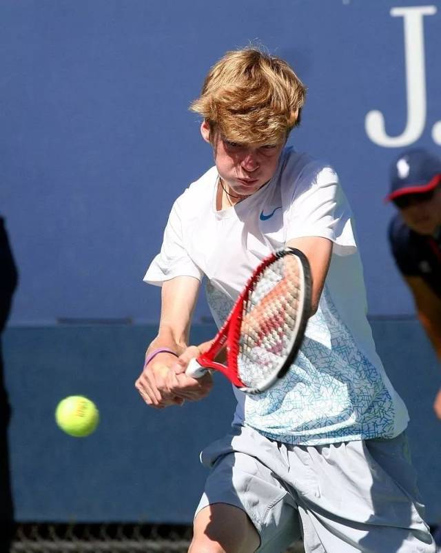 球员不仅需 球员不仅需