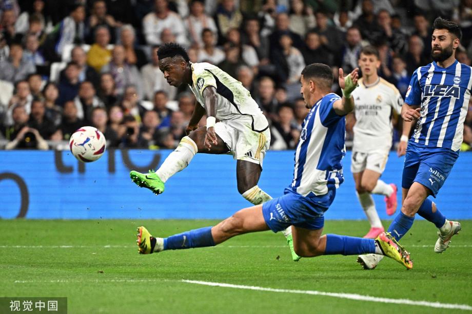 西班牙队的 西班牙队的