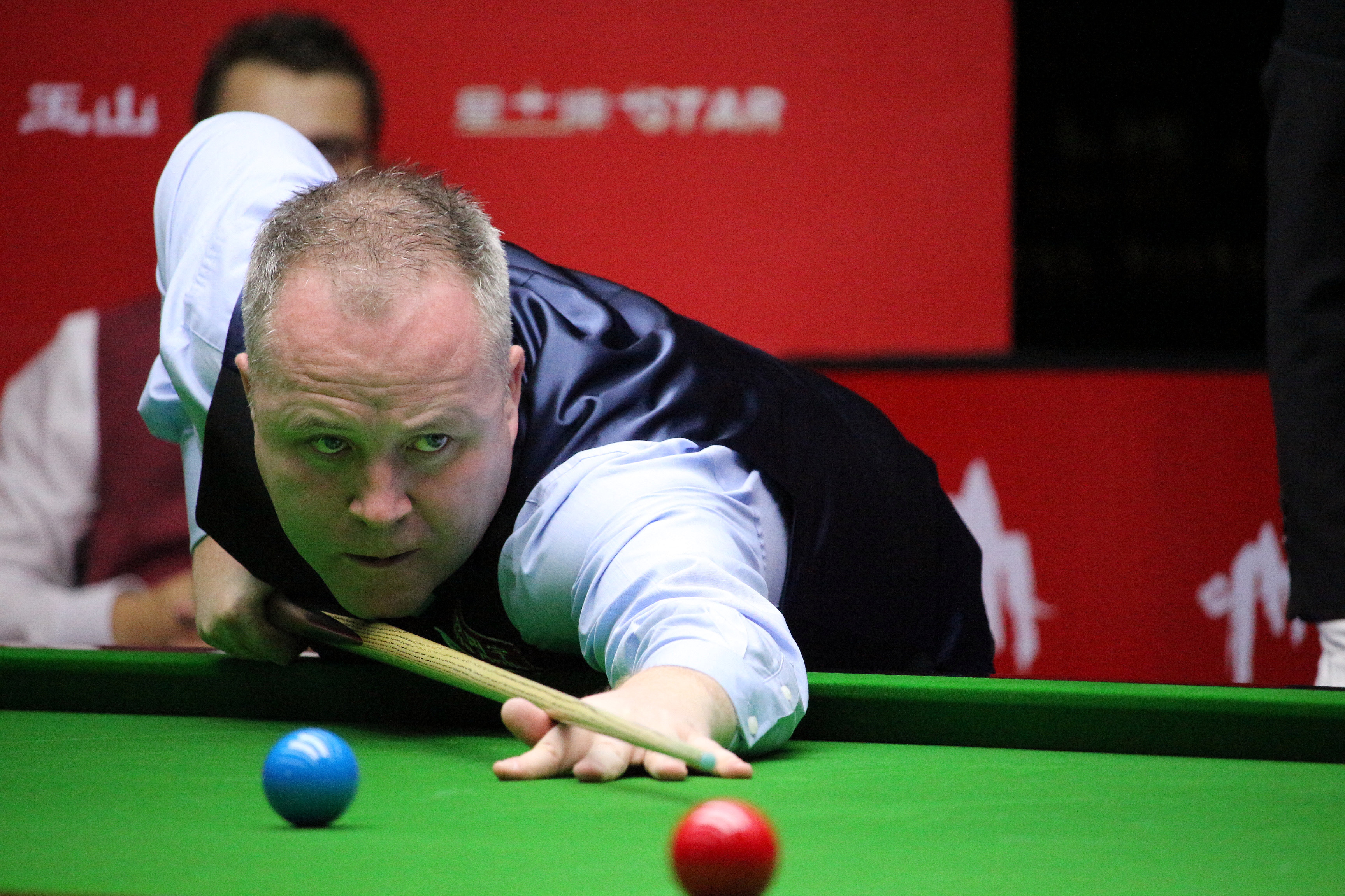 拉森在本赛 拉森在本赛