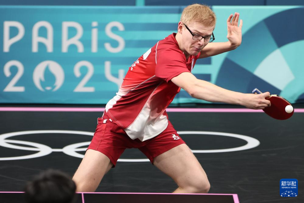 而是两地球 而是两地球