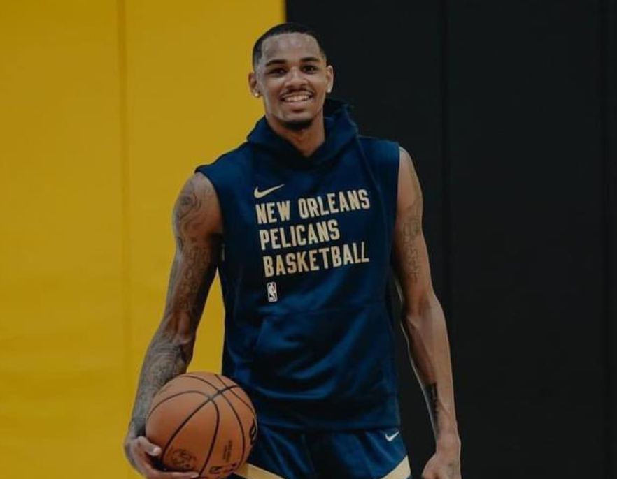 篮球赛场的 篮球赛场的