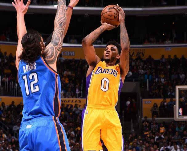 一场开幕战 一场开幕战