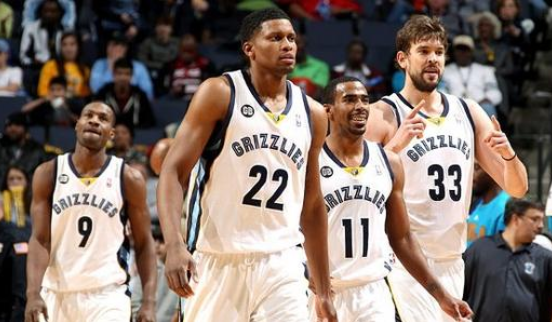 同抬升了他 同抬升了他